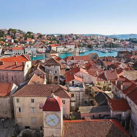 In Mastrinka With Loggia, Air Conditioning, Wifi 5159-2 Apartamento Trogir