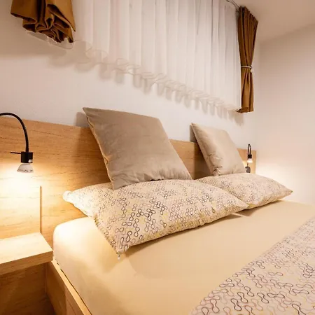 In Mastrinka With Loggia, Air Conditioning, Wifi 5159-2 Apartamento *