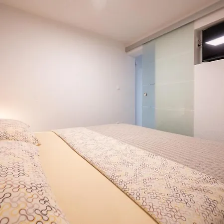 Apartamento In Mastrinka With Loggia, Air Conditioning, Wifi 5159-2 Trogir